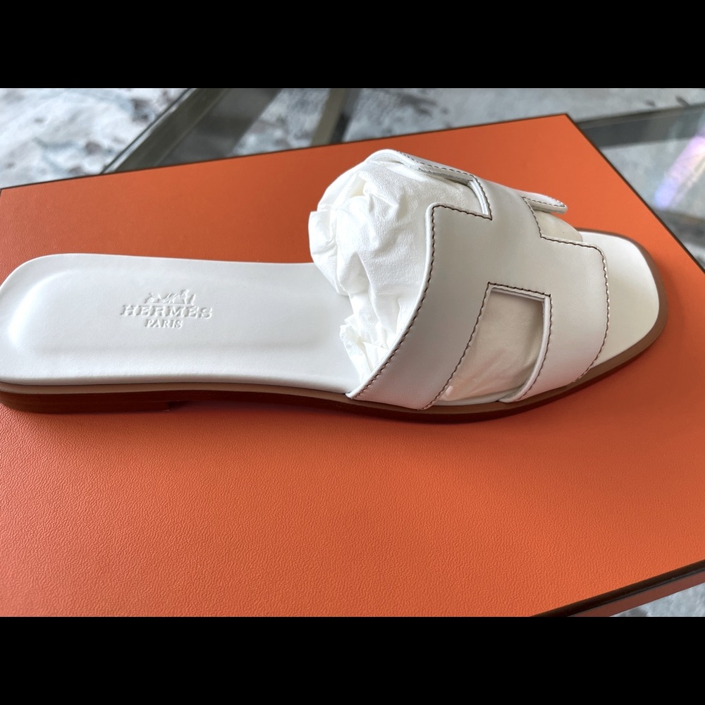 Brand new White leather sandals size 38 1/2